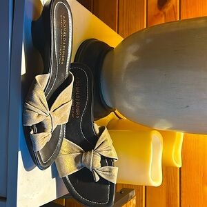 Donald J Pliner Thong Sandals w/ Gold Sued…